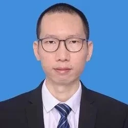 Tuan Alexander Long, Direktur Pemasaran & Penjualan